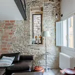 Charming Terrace House In The Heart Of