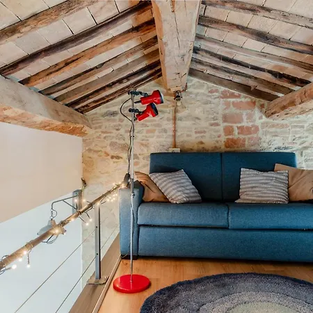 Charming Terrace House In The Heart Of *