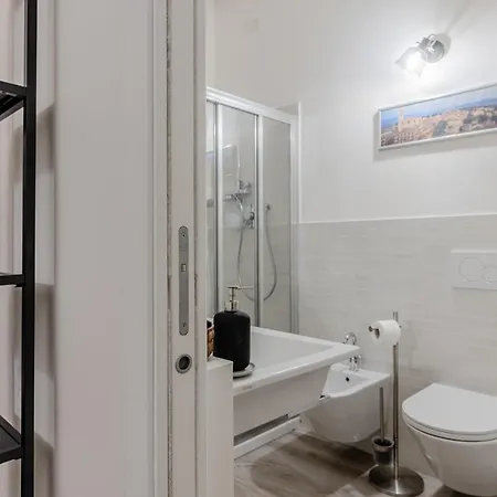 Charming Terrace House In The Heart Of Apartman *