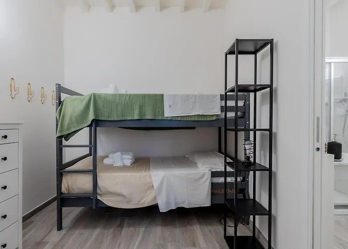 Charming Terrace House In The Heart Of