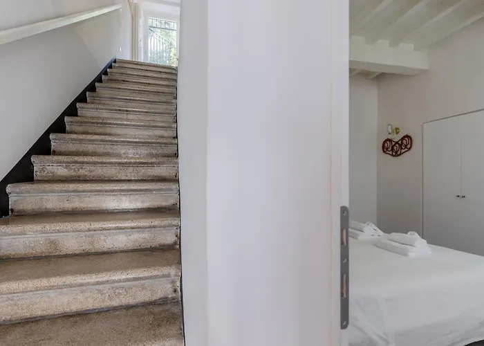 Charming Terrace House In The Heart Of